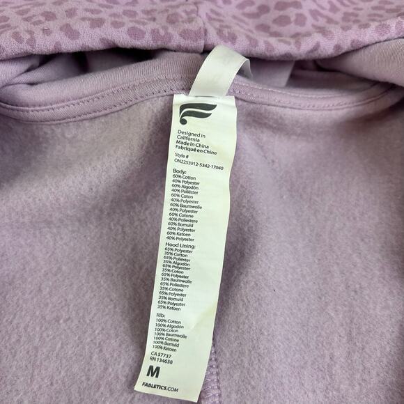Fabletics Forever Fleece Hooded One Medium Piece Pink Lavender Cozycore Leopard - Picture 6 of 11